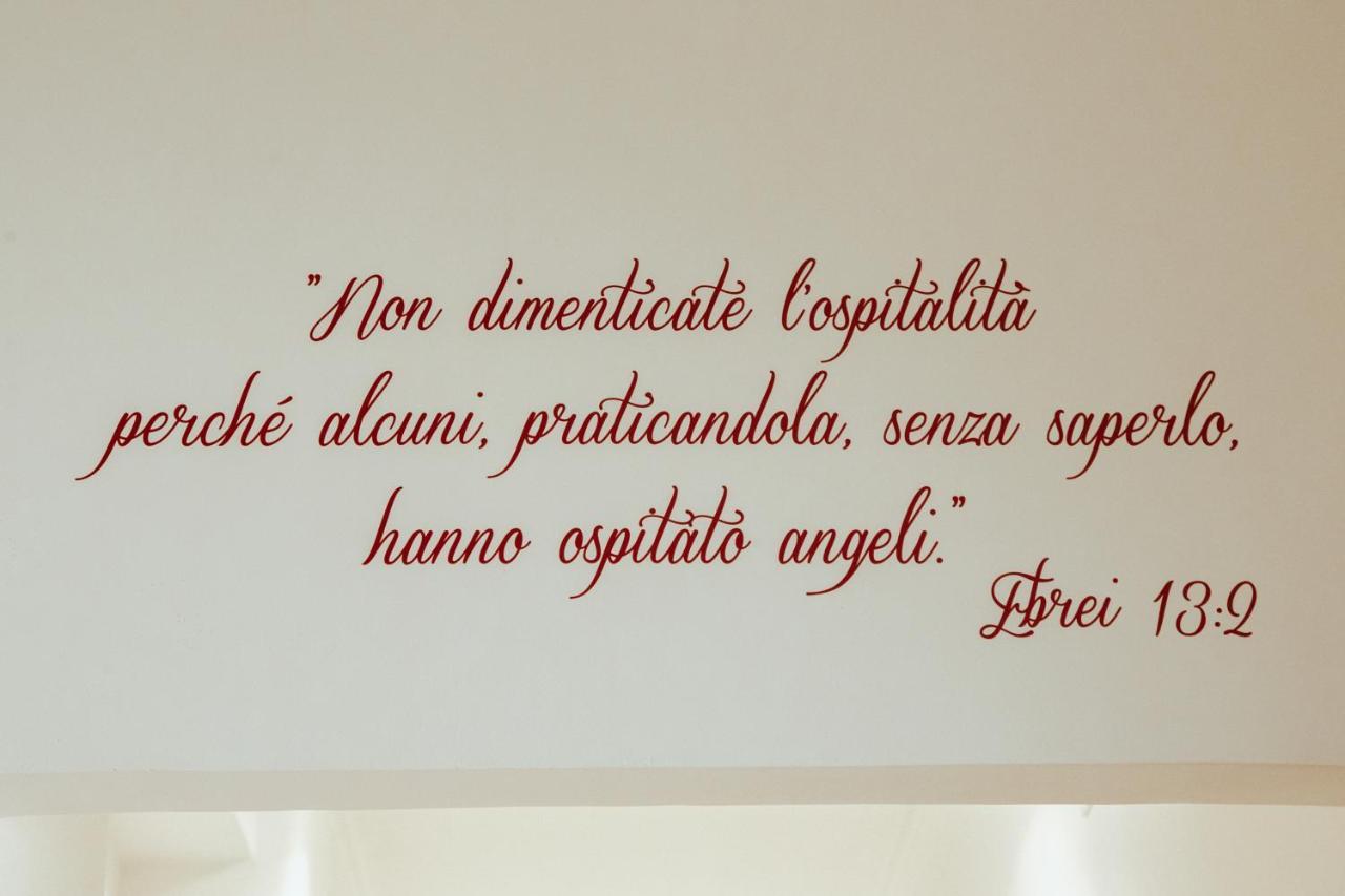 Sostanza - Rooms In Catania Ngoại thất bức ảnh