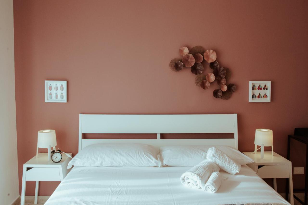 Sostanza - Rooms In Catania Ngoại thất bức ảnh