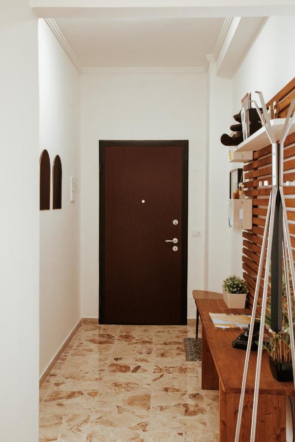 Sostanza - Rooms In Catania Ngoại thất bức ảnh