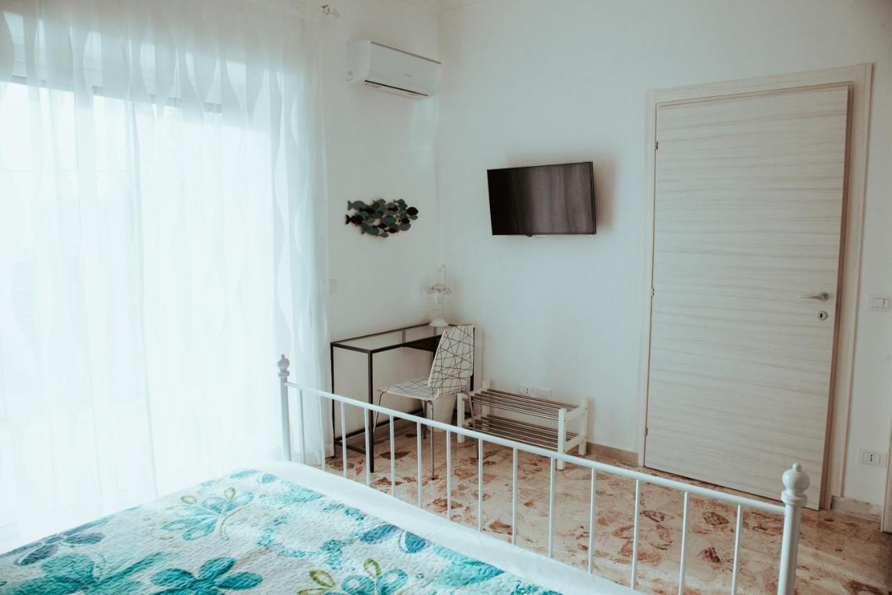 Sostanza - Rooms In Catania Ngoại thất bức ảnh