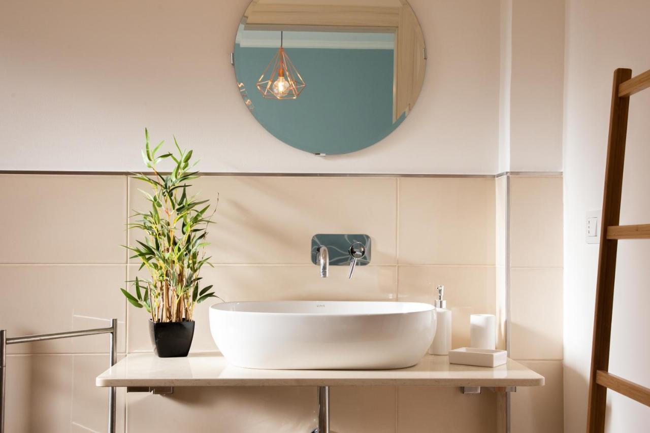Sostanza - Rooms In Catania Ngoại thất bức ảnh