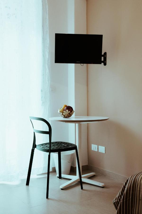 Sostanza - Rooms In Catania Ngoại thất bức ảnh