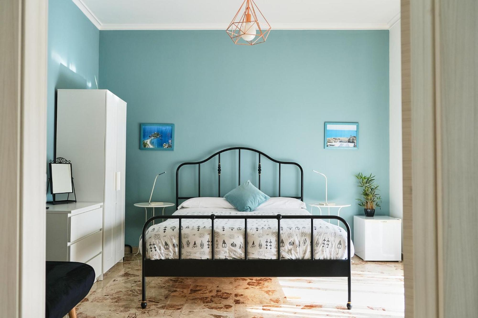 Sostanza - Rooms In Catania Ngoại thất bức ảnh